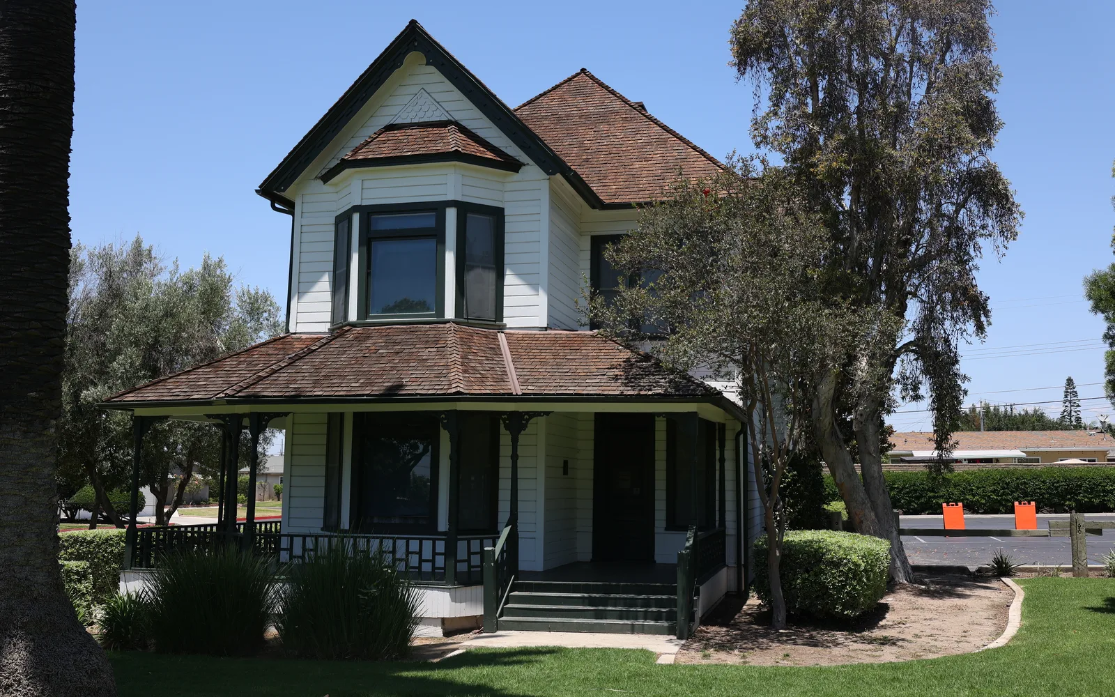 The Neff Historic House, a period residential property in La Mirada representing the city's residential character